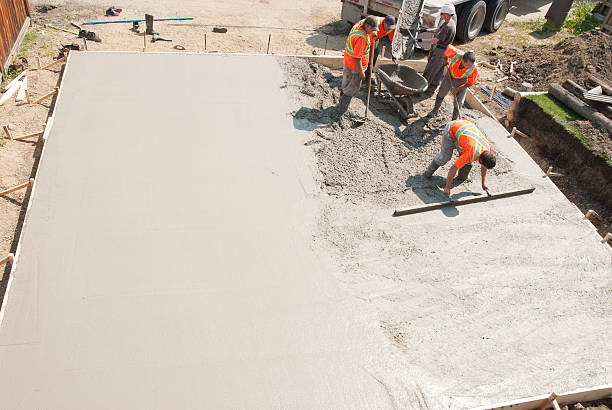Best Concrete Patio Contractor  in Charleston, MO